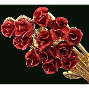 Avon Vintage One Dozen Red  Roses Bouquet Brooch Pin Signed DM c 97Goldtone